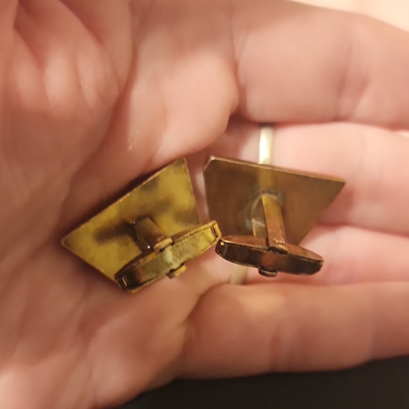 Vintage Gold Tone Cuff Links with Red Accent - Picture 4 of 5